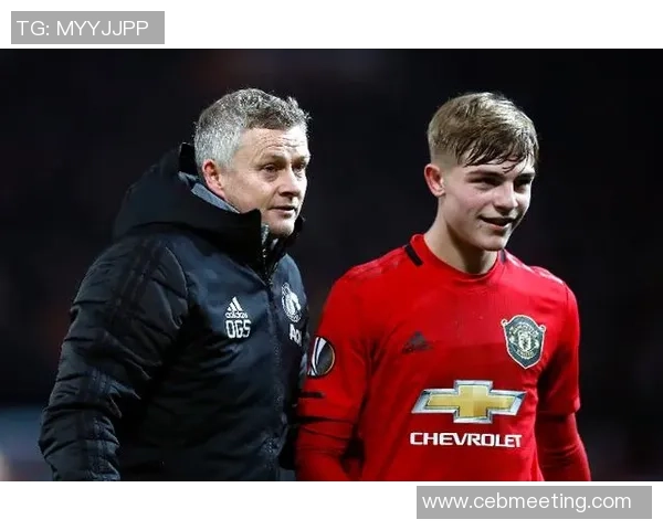 探索足球天才的成长轨迹与辉煌历程：从青训到世界舞台的逆袭之路